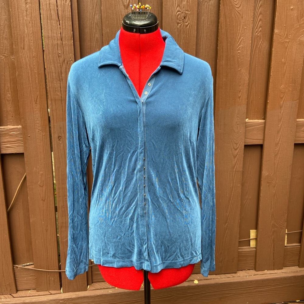 Chicos Blue Long Sleeve Button-Up Shirt
